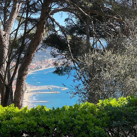 Torre Alpicella Holiday Home, A Scenic Escape Into Nature And Relaxation Diano Marina Exterior photo