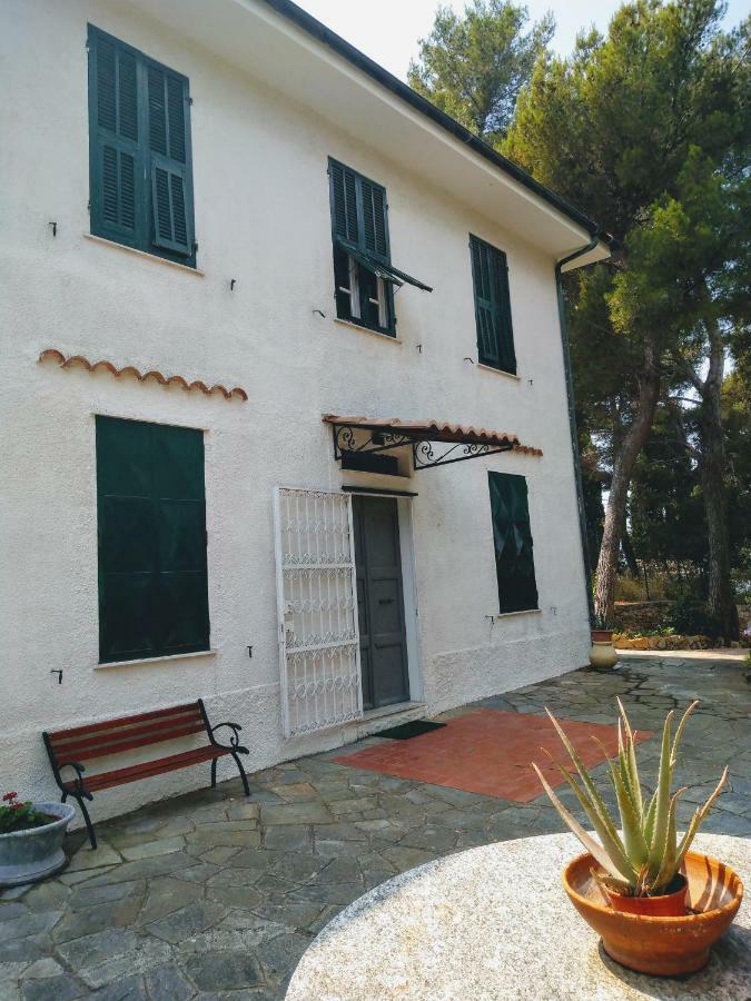Torre Alpicella Holiday Home, A Scenic Escape Into Nature And Relaxation Diano Marina Exterior photo